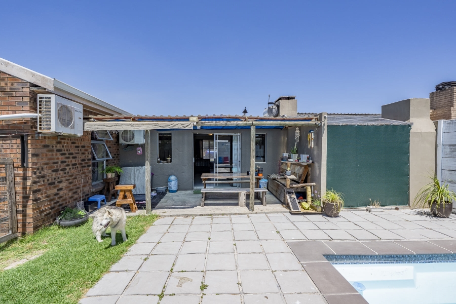 4 Bedroom Property for Sale in Bonnie Brae Western Cape